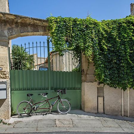 Bed and Breakfast Oustaou De Betty Et Bob Le Cailar Esterno foto