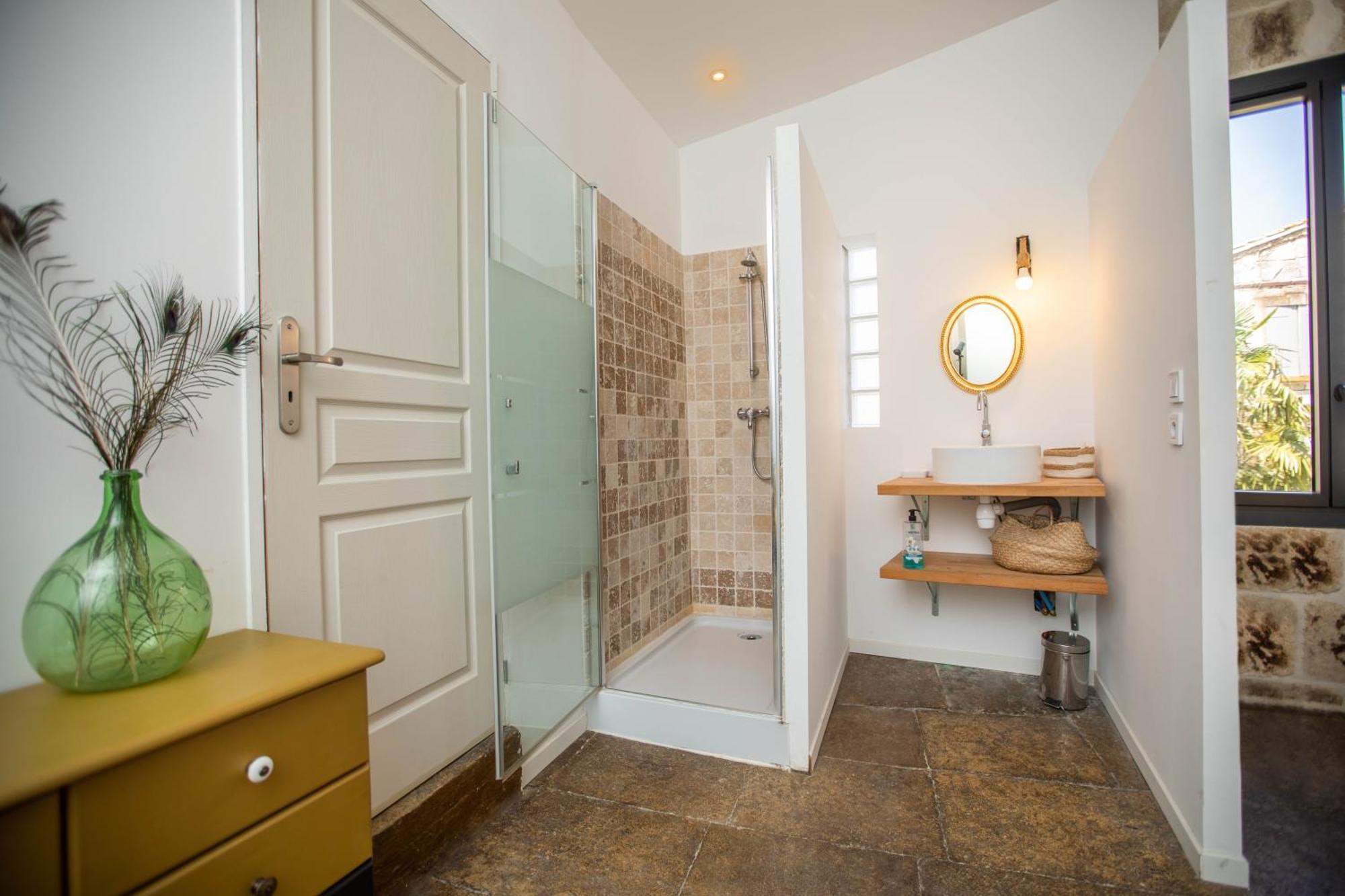Bed and Breakfast Oustaou De Betty Et Bob Le Cailar Esterno foto